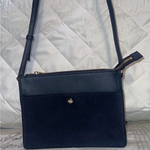 Suede navy blue crossbody in perfect condition - Picture 2 of 7